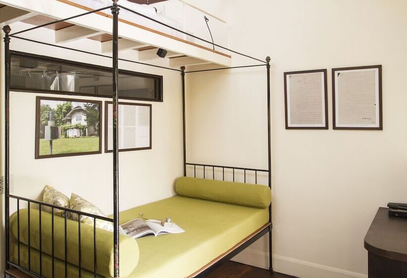 酒店 Baan Luang Rajamaitri Historic Inn