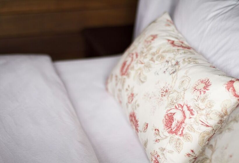 酒店 Baan Luang Rajamaitri Historic Inn