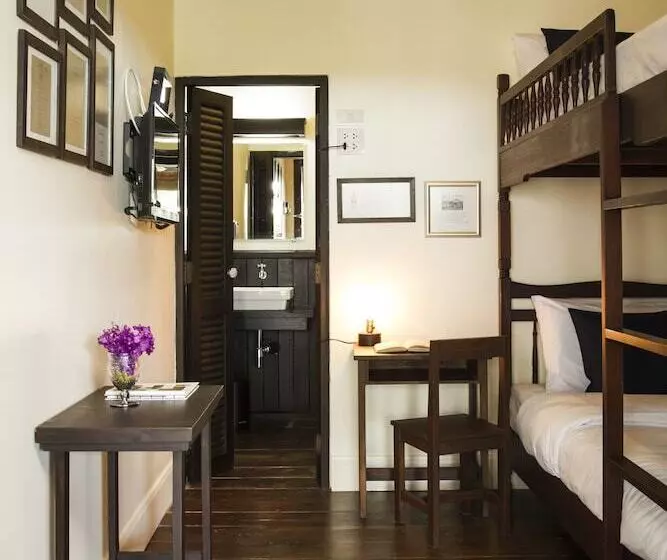 ホテル Baan Luang Rajamaitri Historic Inn
