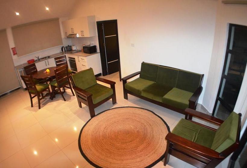 בית מלון כפרי Bayview Cove Resort