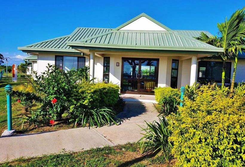 בית מלון כפרי Bayview Cove Resort