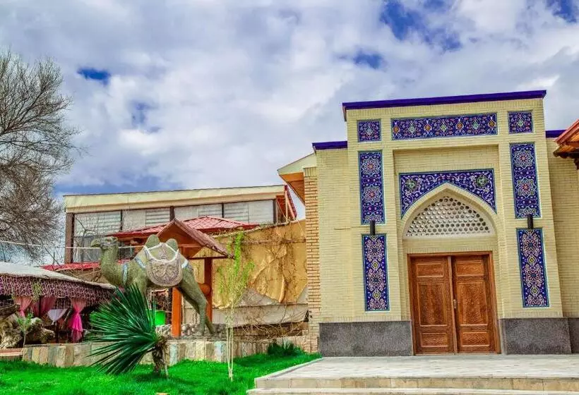 Hotel Bibikhanum