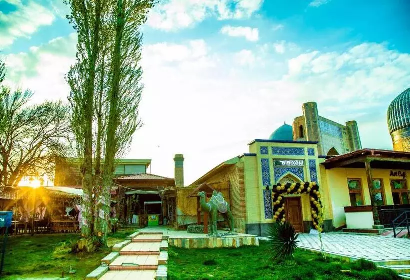Hotel Bibikhanum