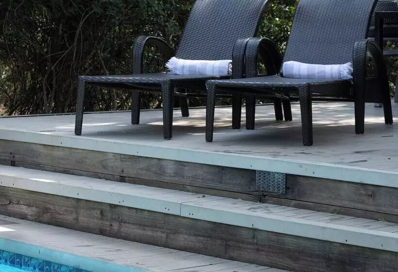 Hotelli Bushwillow Collection