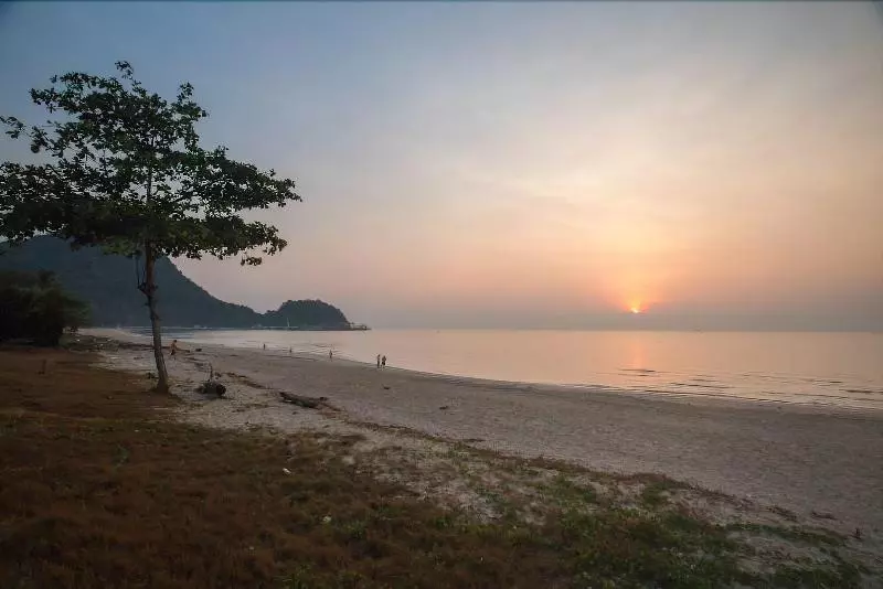 ホテル Chonnapha Resort