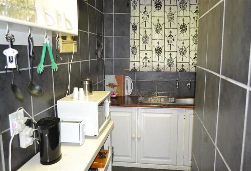 בית מלון כפרי Marloth Kruger Lodges