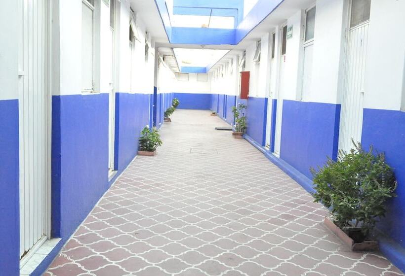 هتل Metropolitan Ii