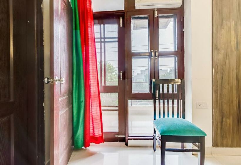 Otel Oyo Flagship Artemis Hospital