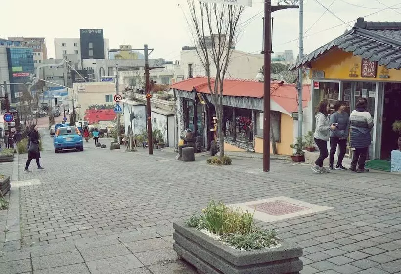 هتل Soldongsan Stay