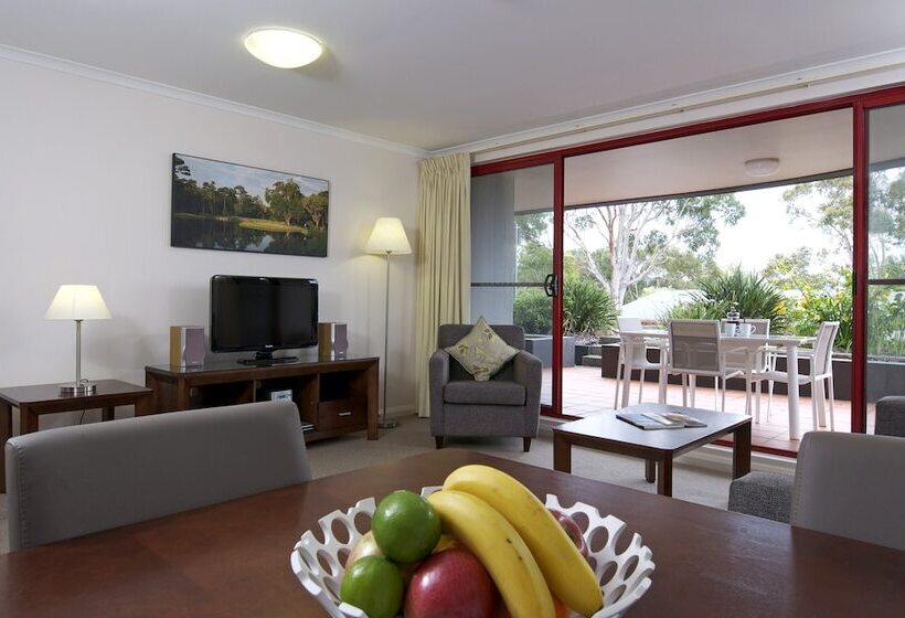 בית מלון כפרי Club Wyndham Port Stephens