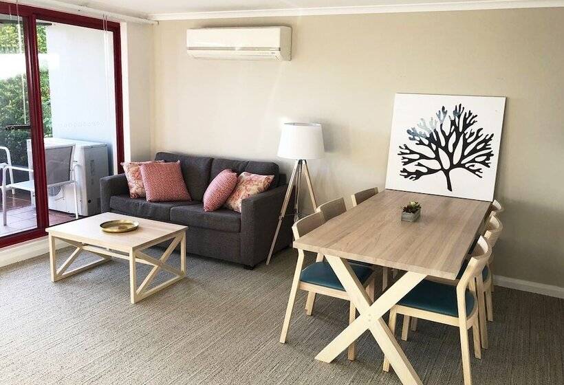 בית מלון כפרי Club Wyndham Port Stephens