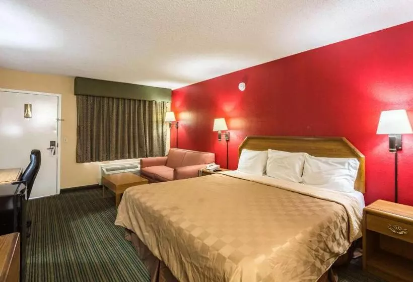 モーテル Rodeway Inn