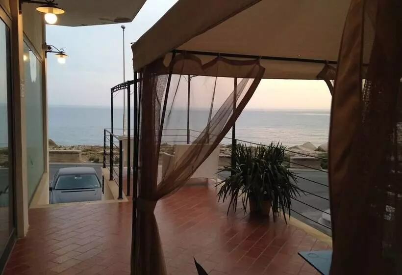 Salento Palace Bed & Breakfast