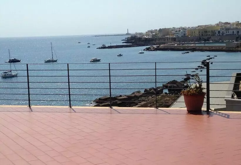 Salento Palace Bed & Breakfast