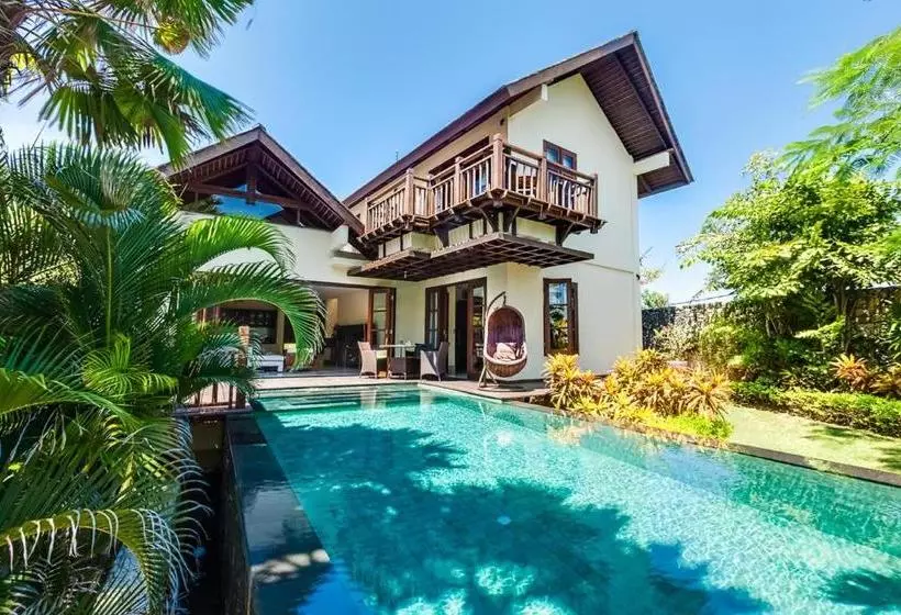 Ungasan Beach Villas