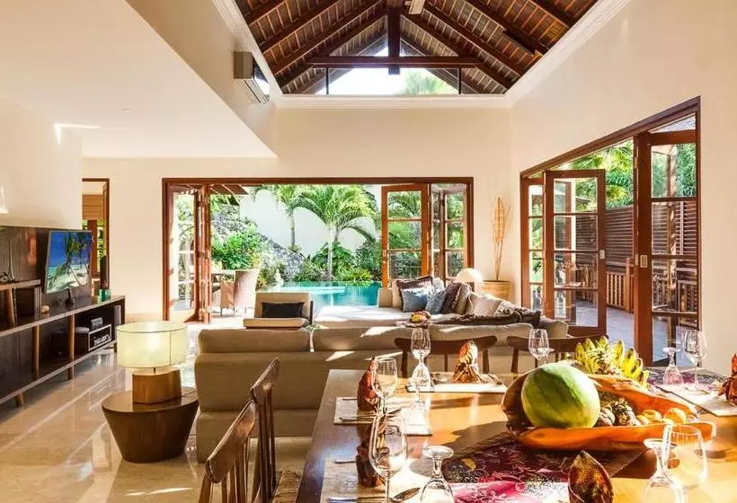 Ungasan Beach Villas