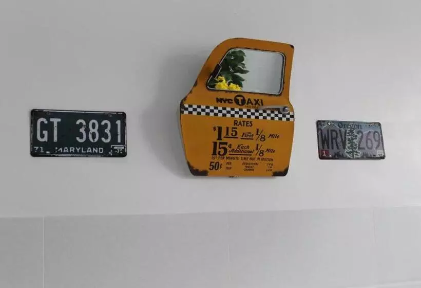 پانسیون B Home