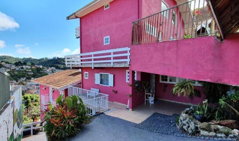 تختخواب و صبحانه Betume