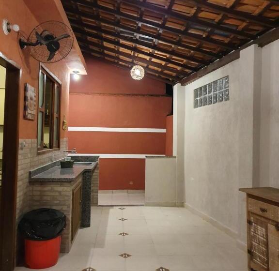 تختخواب و صبحانه Hospedaria Cobras E Lagartos