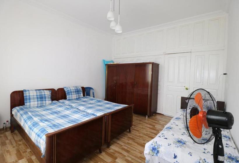 تختخواب و صبحانه Private House Suliko