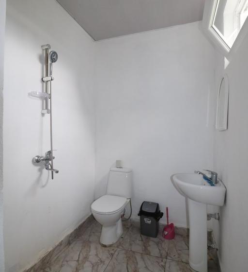 تختخواب و صبحانه Private House Suliko