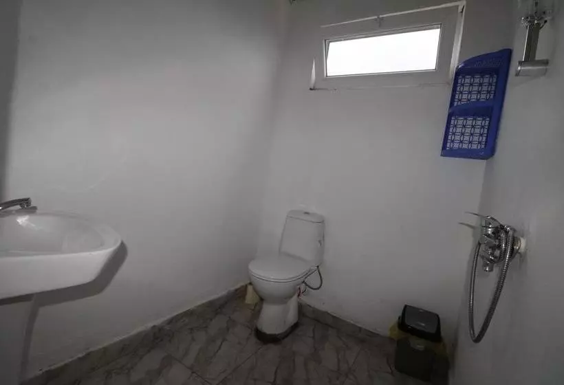 تختخواب و صبحانه Private House Suliko