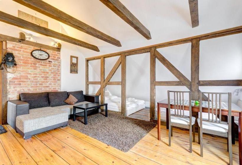 Dom & House – Apartments Port Monte Cassino