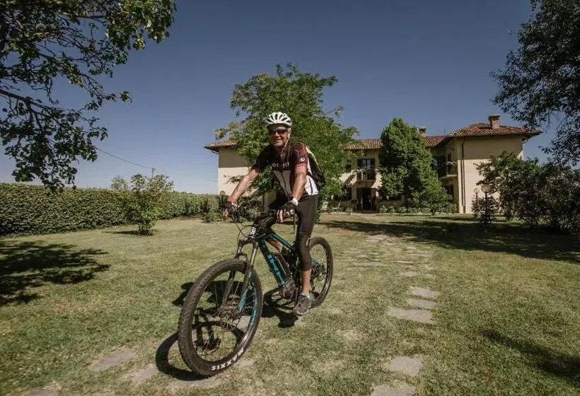 Hotelli Agriturismo Bricco San Giovanni