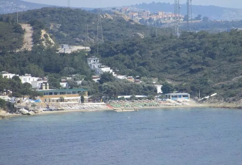 هتل Club Mackerel Holiday Village