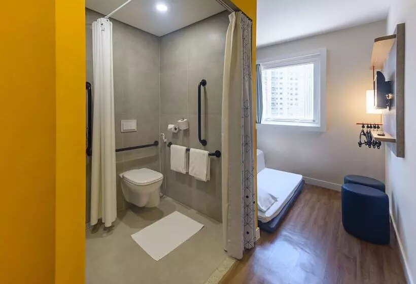ホテル Ibis Budget Sao Paulo Morumbi