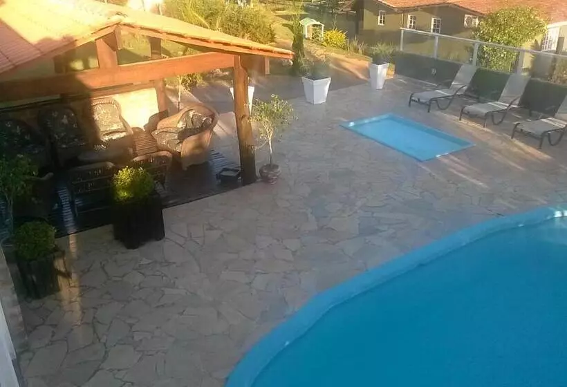 هتل Ladiv Ttá