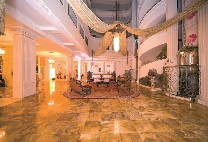 Laur Hotels Experience & Elegance