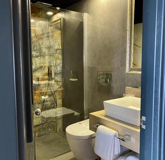 Laur Hotels Experience & Elegance