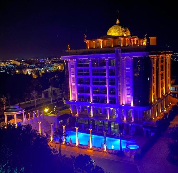 Laur Hotels Experience & Elegance