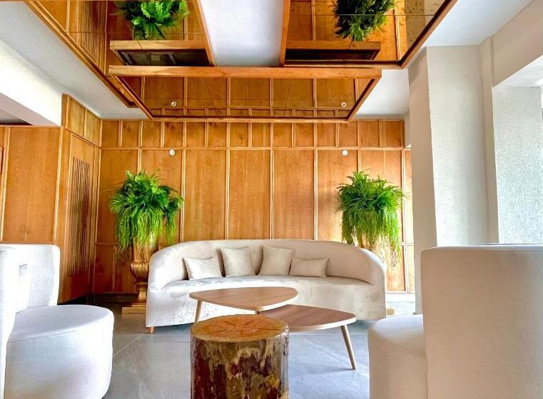 Laur Hotels Experience & Elegance