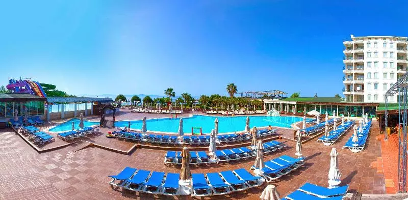 Laur Hotels Experience & Elegance