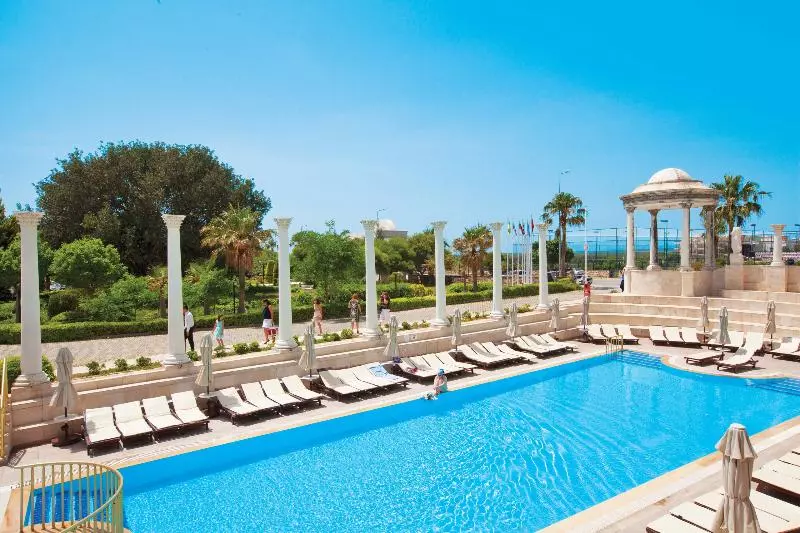 Laur Hotels Experience & Elegance