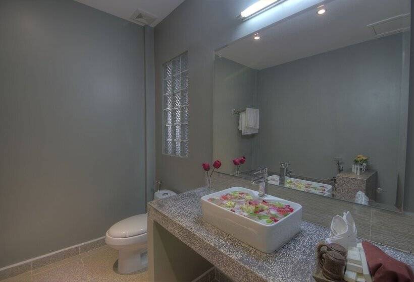 هتل My Unique Villa Siemreap