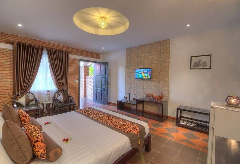 هتل My Unique Villa Siemreap