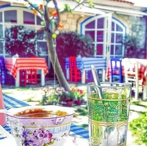 هتل Nish Alacati