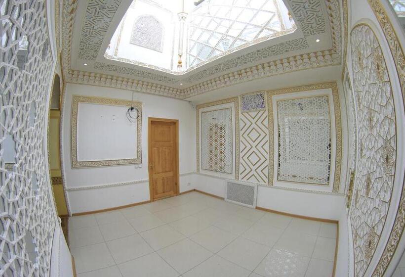 ホテル Nurafshon Boutique