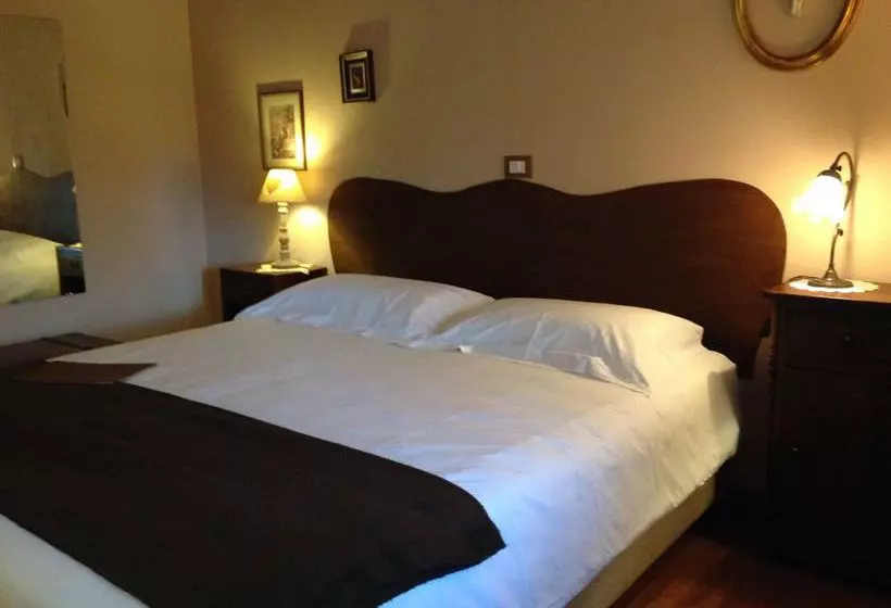 ホテル Oyo Rooms Heritage District