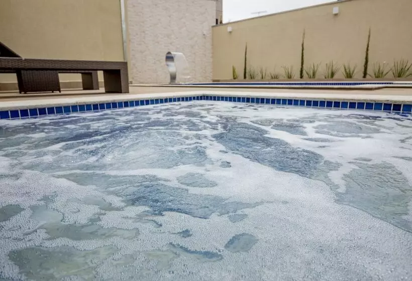 Hotelli Pousada Recanto Das Caldas