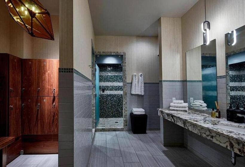 هتل The Westin Nashville