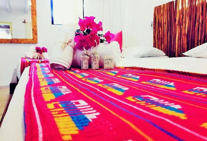 בית מלון כפרי Mayan Mittoz