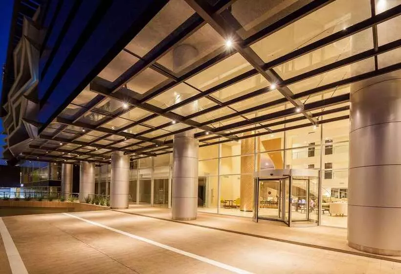 Radisson Hotel Santa Cruz
