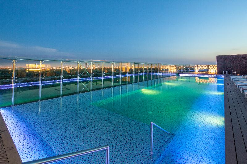 Radisson Hotel Santa Cruz