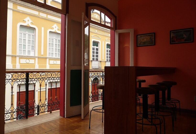 Varanda Hostel E Galeria De Arte