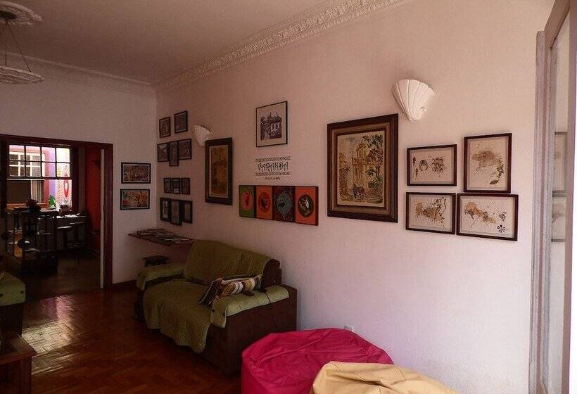 Varanda Hostel E Galeria De Arte