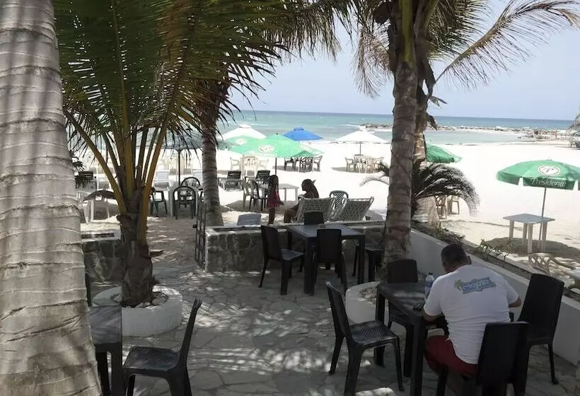 Aparta Hotel Caribe Paraiso